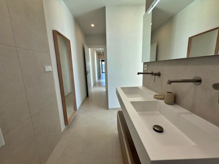 Image No.32-Villa de 3 chambres à vendre à Alicante