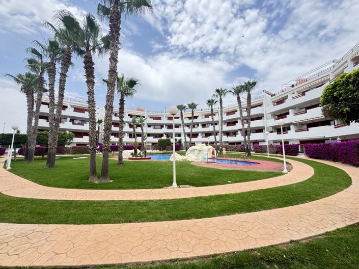 Image No.1-2 Bed Apartment for sale