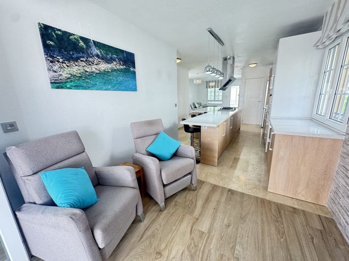 Image No.3-3 Bed Villa for sale