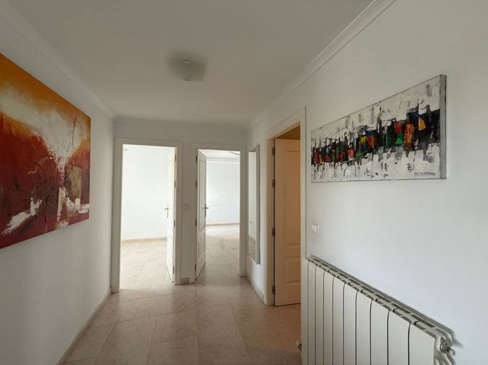 Image No.8-2 Bed Apartment for sale