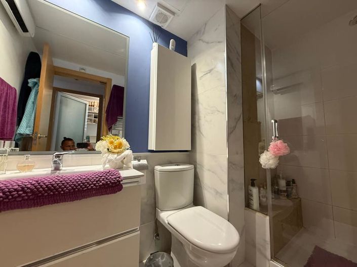 Image No.12-2 Bed Apartment for sale