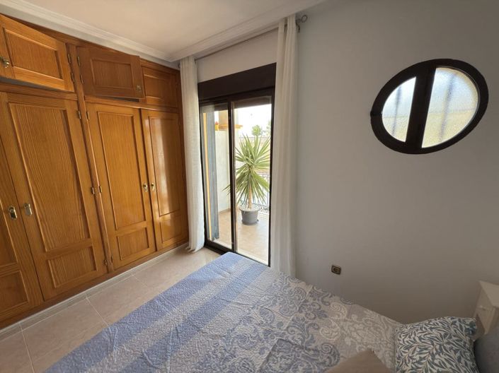 Image No.16-3 Bed Townhouse for sale