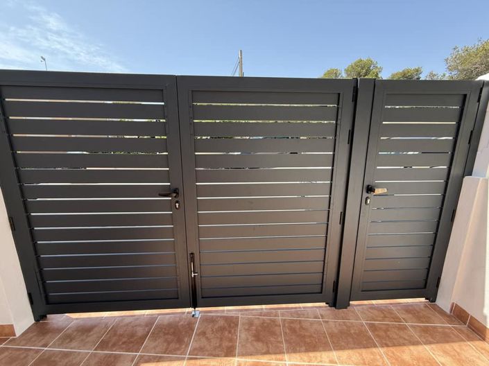 Image No.2-3 Bed Townhouse for sale