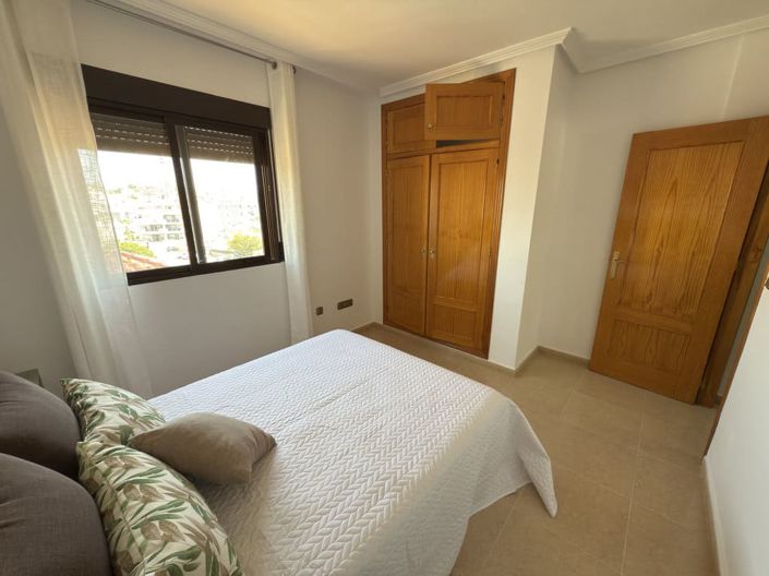 Image No.22-3 Bed Townhouse for sale