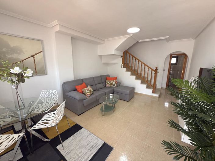 Image No.5-3 Bed Townhouse for sale