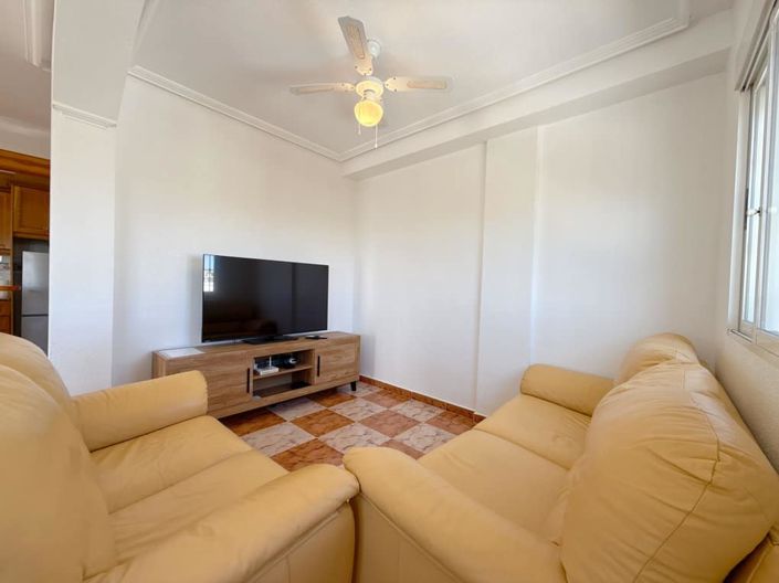 Image No.12-2 Bed Townhouse for sale