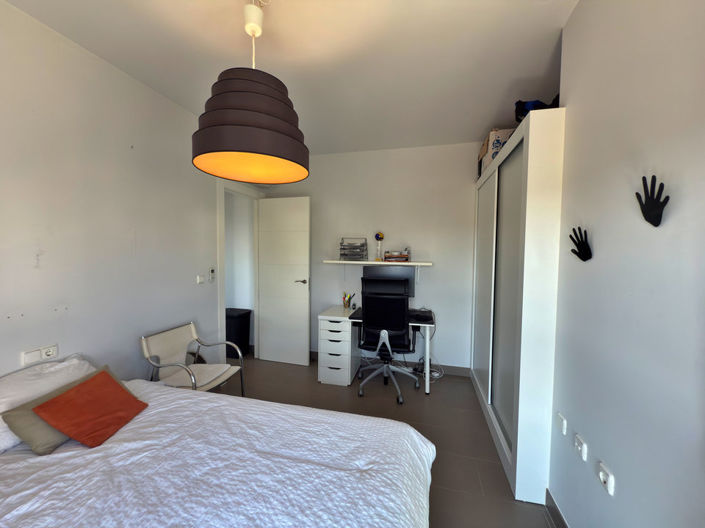 Image No.29-3 Bed Apartment for sale