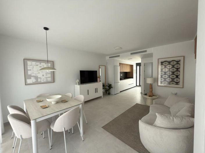 Image No.2-3 Bed Townhouse for sale