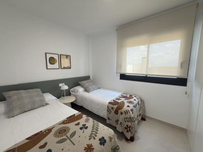 Image No.21-2 Bed Townhouse for sale