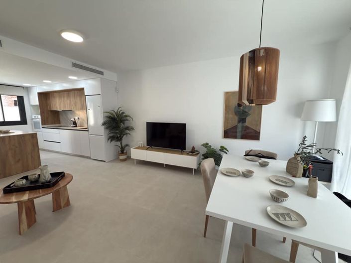 Image No.3-2 Bed Townhouse for sale