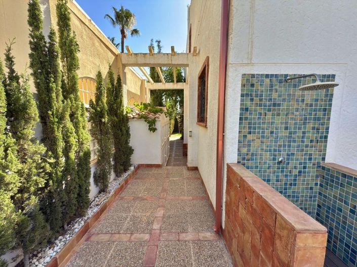 Image No.13-Villa de 4 chambres à vendre à Villamartin