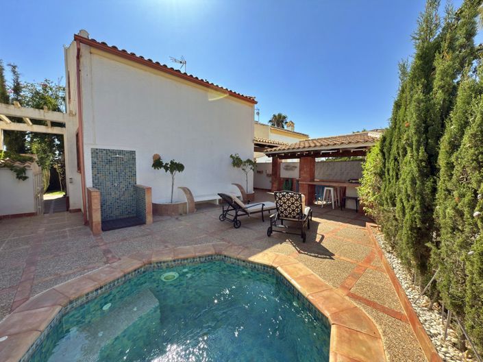 Image No.14-4 Bed Villa for sale