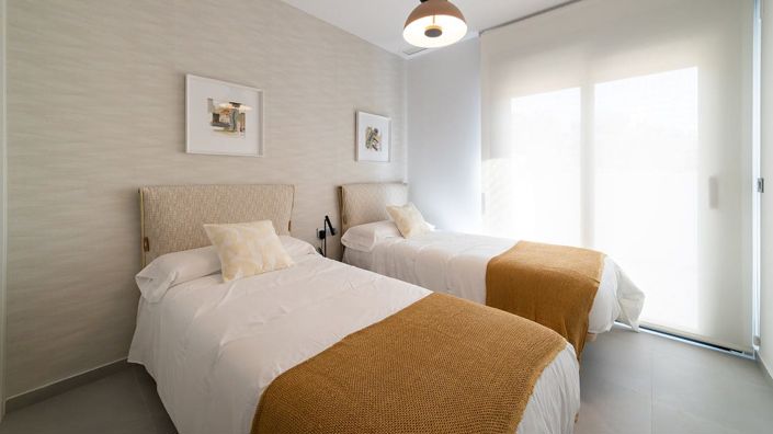 Image No.25-2 Bed Apartment for sale