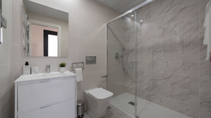 Image No.19-3 Bed Apartment for sale