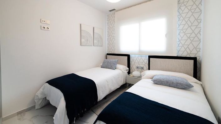 Image No.27-3 Bed Apartment for sale