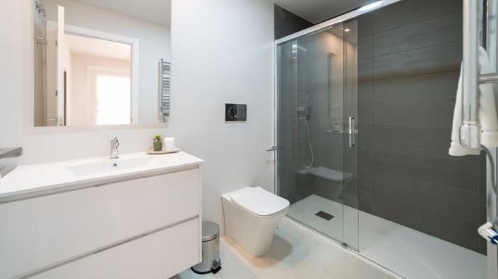 Image No.20-2 Bed Apartment for sale