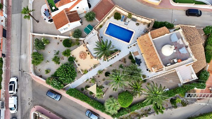 Image No.13-2 Bed Villa for sale