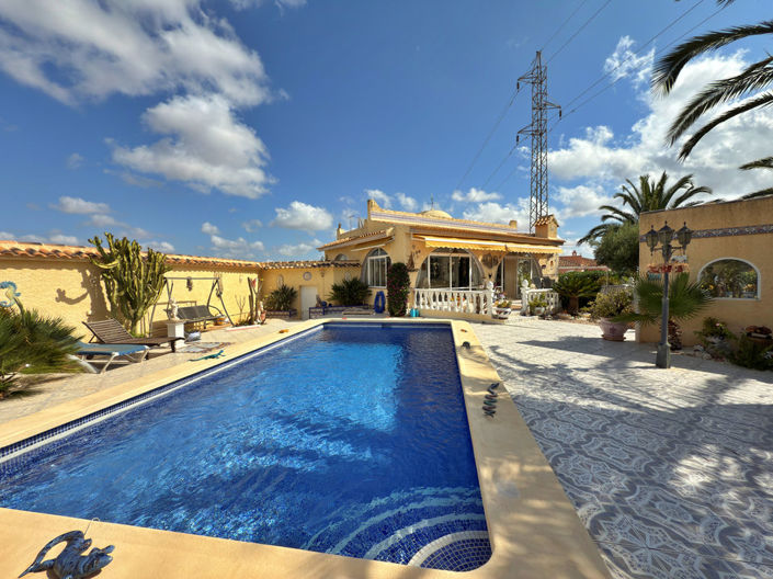 Image No.3-Villa de 2 chambres à vendre à Villamartin