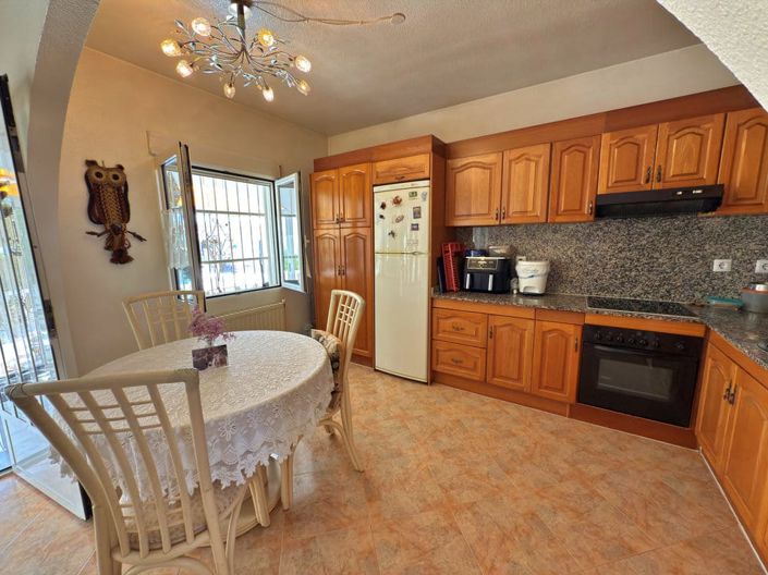 Image No.28-2 Bed Villa for sale