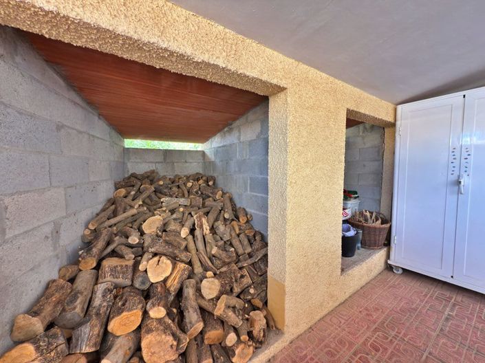 Image No.40-2 Bed Villa for sale