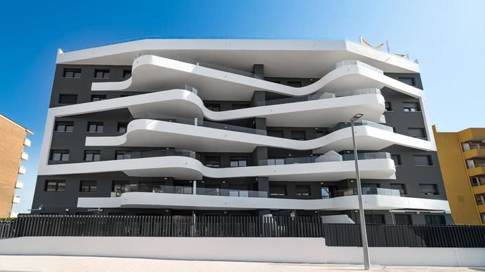 Image No.3-3 Bed Apartment for sale