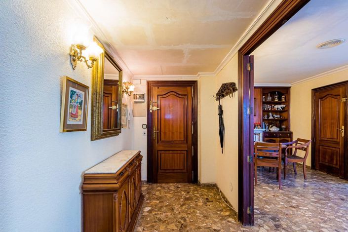 Image No.3-4 Bed Apartment for sale