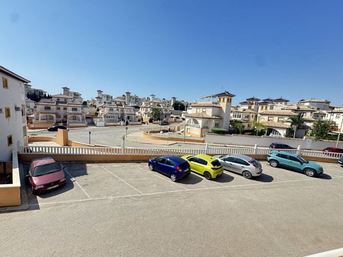 Image No.20-2 Bed Apartment for sale