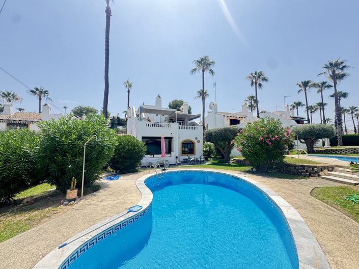 Image No.5-Villa de 4 chambres à vendre à Espagne