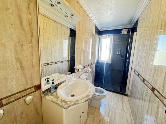 Image No.7-Villa de 5 chambres à vendre à Espagne