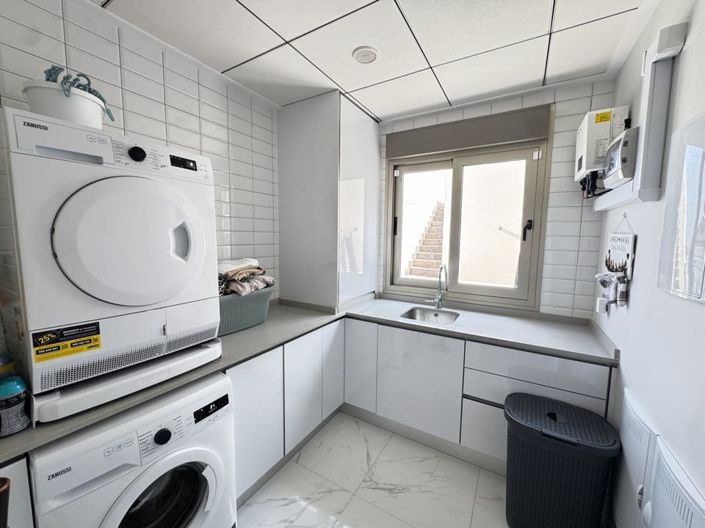 Image No.11-4 Bed Villa for sale