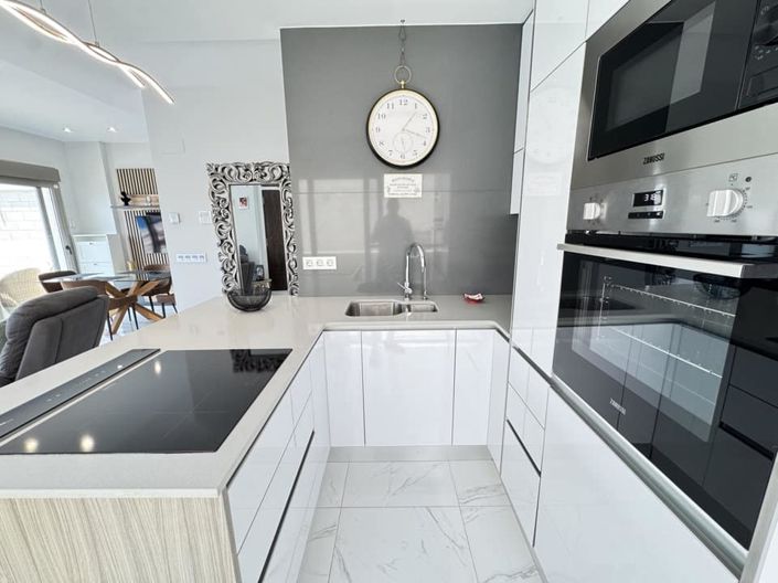 Image No.20-4 Bed Villa for sale