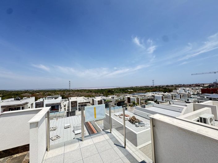 Image No.26-4 Bed Villa for sale