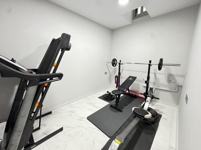 Image No.9-4 Bed Villa for sale