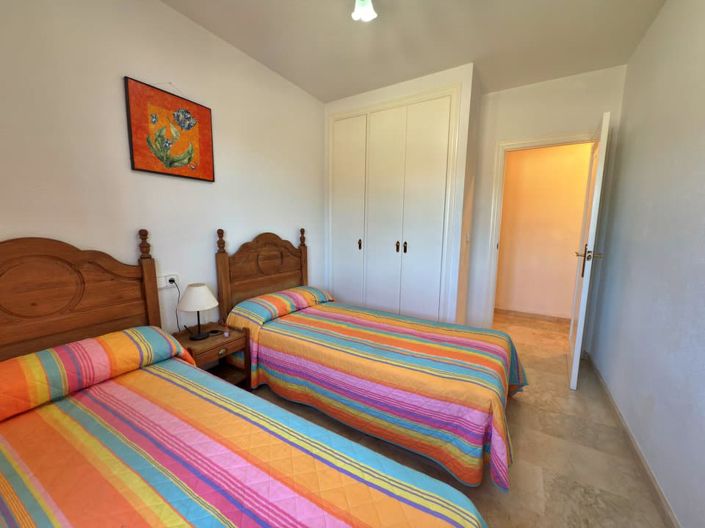 Image No.19-3 Bed Apartment for sale