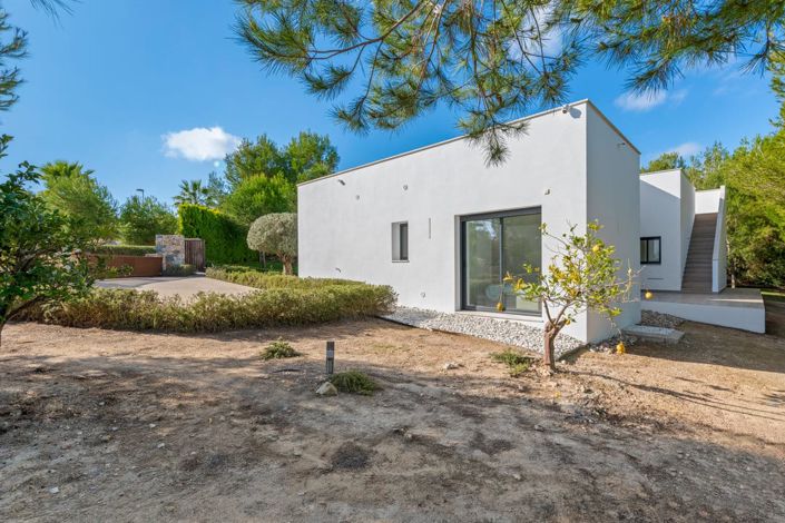 Image No.14-3 Bed Villa for sale