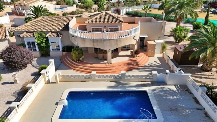 Image No.3-4 Bed Villa for sale