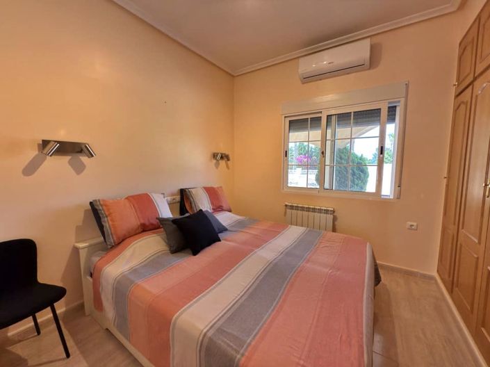 Image No.23-4 Bed Villa for sale