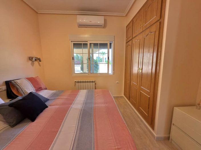 Image No.24-4 Bed Villa for sale