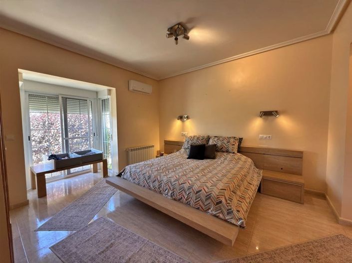 Image No.30-4 Bed Villa for sale