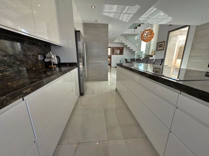 Image No.19-Villa de 5 chambres à vendre à Villamartin