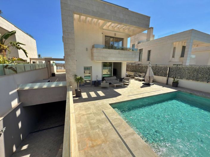 Image No.5-Villa de 5 chambres à vendre à Villamartin