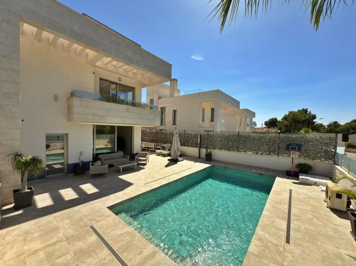 Image No.8-Villa de 5 chambres à vendre à Villamartin