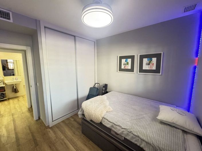 Image No.12-2 Bed Apartment for sale