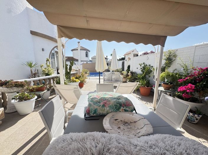 Image No.6-Villa de 4 chambres à vendre à La Zenia