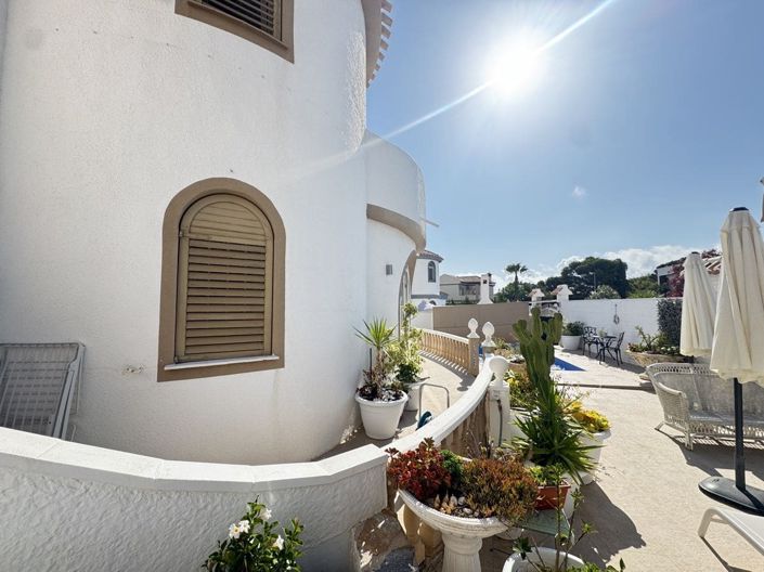 Image No.8-Villa de 4 chambres à vendre à La Zenia