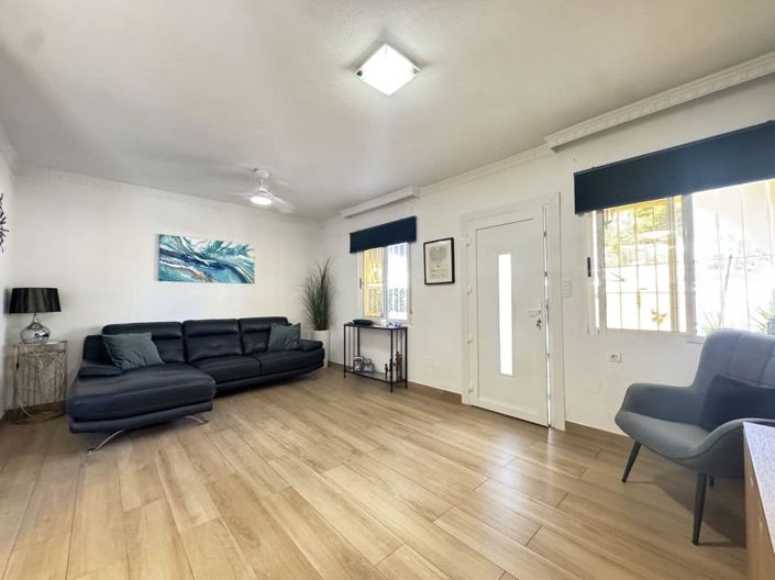 Image No.6-Villa de 2 chambres à vendre à Villamartin