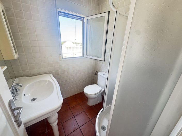 Image No.8-3 Bed Townhouse for sale