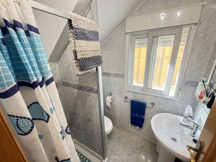 Image No.20-3 Bed Villa for sale