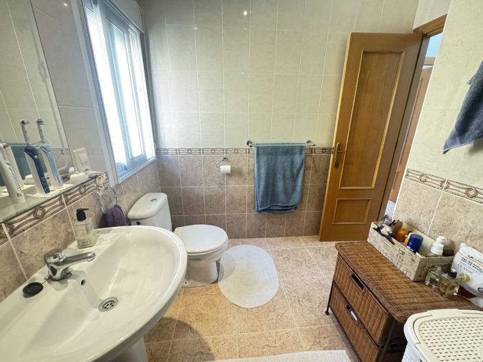 Image No.9-3 Bed Villa for sale