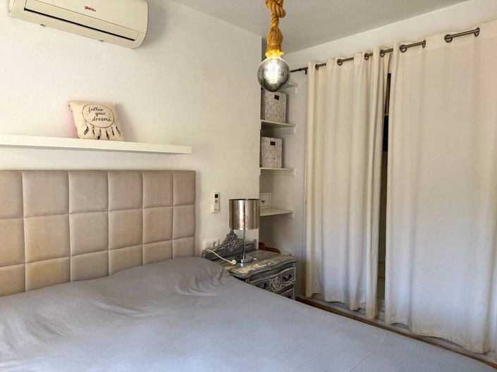 Image No.6-4 Bed Property for sale